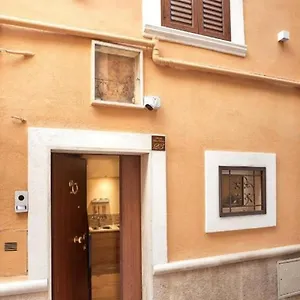 Casa Dei Nonni - Tresca Vecchia , Bari Italia