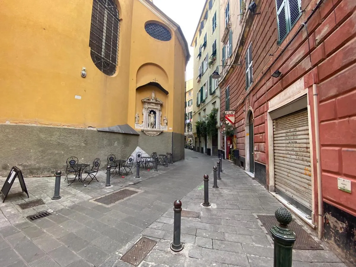 CasaViva- Ampio appartamento nei vicoli di Genova